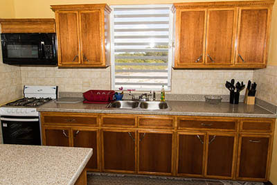One-bedroom kitchen